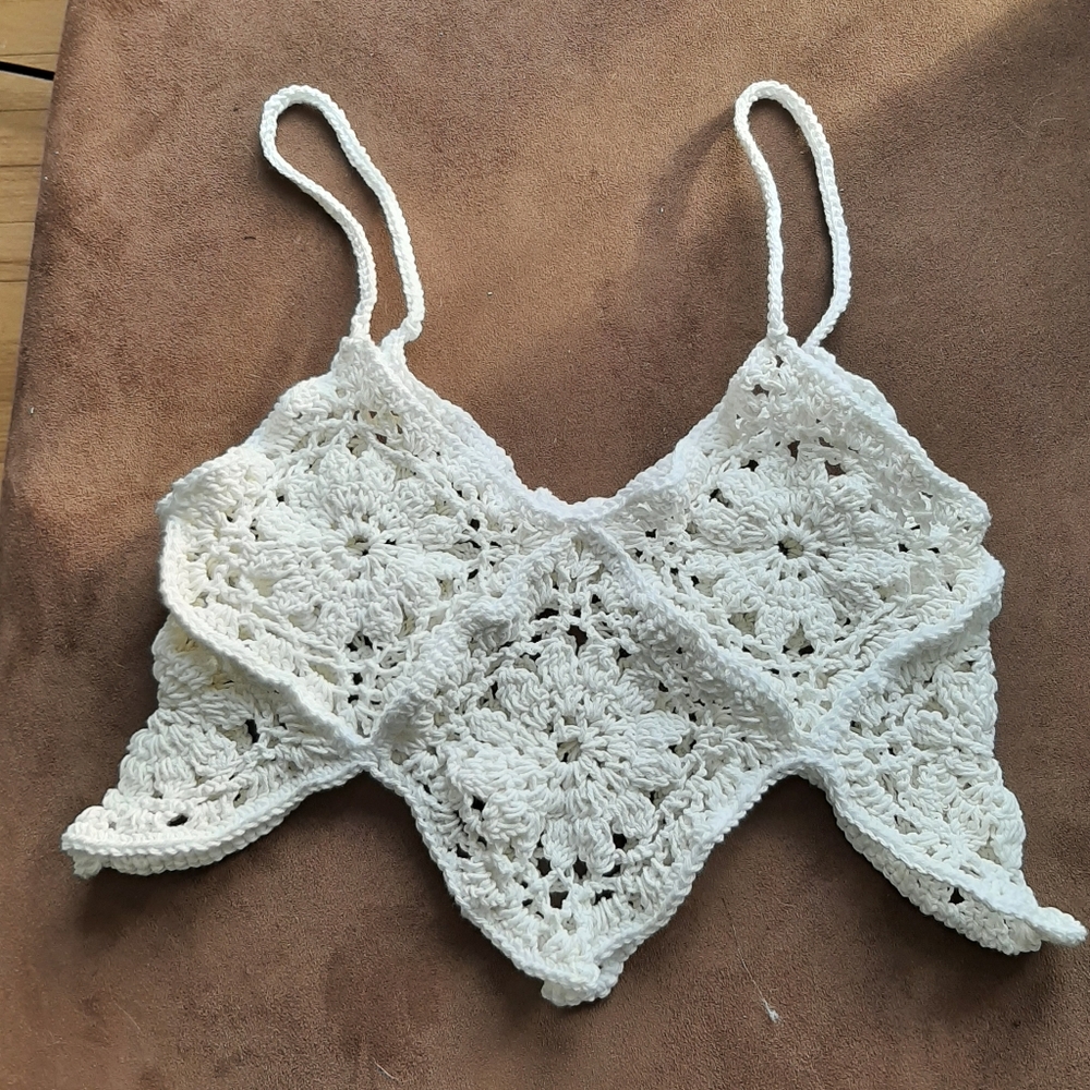 Crochet crop top